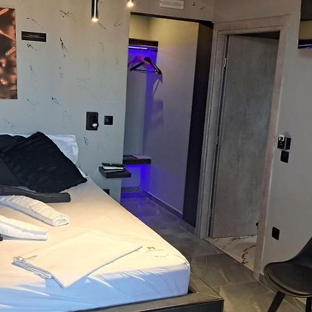 Pietra Mare Suites Patras Zewnętrze zdjęcie